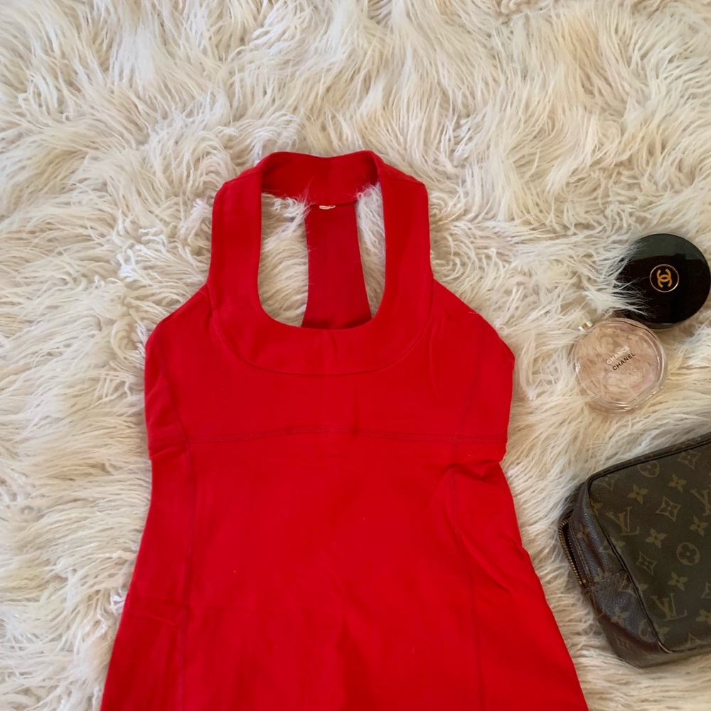 Lululemon Athletica Scoop Neck Tank- 6 Red
